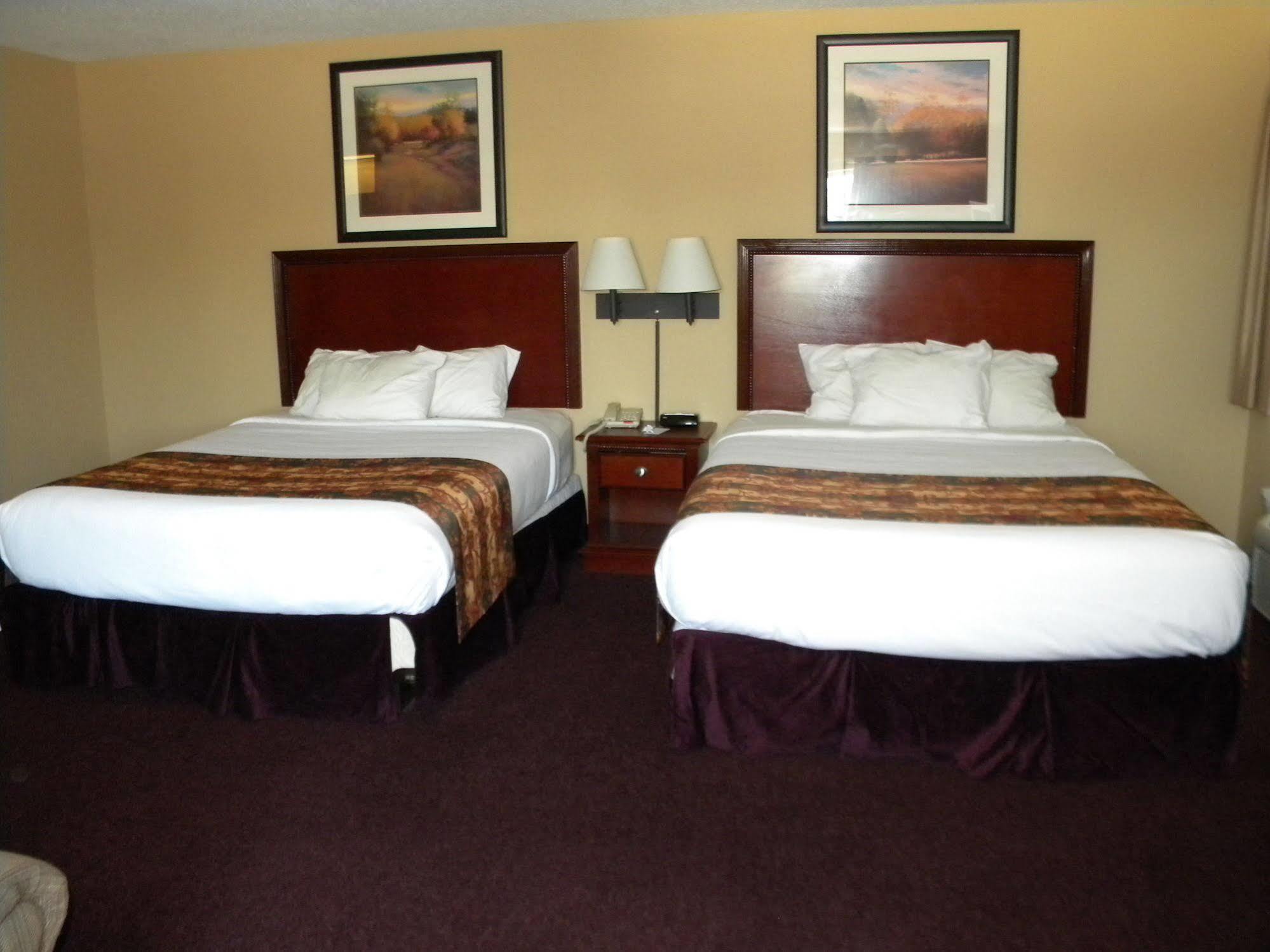Pocahontas Inn & Suites Dış mekan fotoğraf